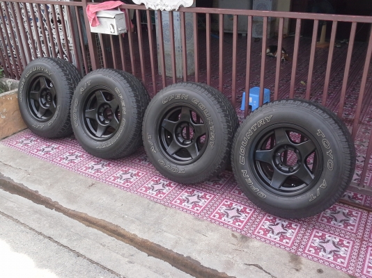 แม็ก16 Lanso เบสเล่ กว้าง8 ออฟ0พร้อมยางToyo245/70r16ปี10