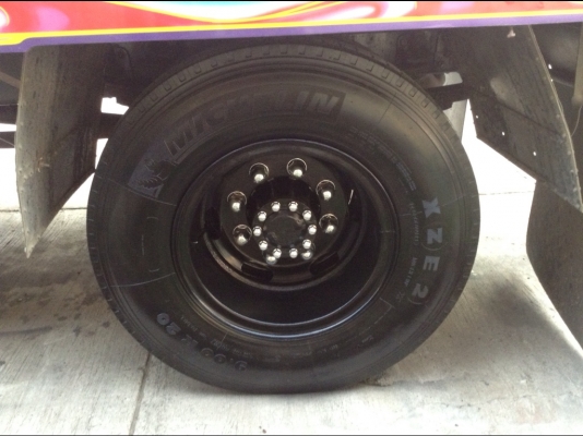 ร็อคกี้ รถห้าง 165 แรง ช่วงล่างใหญ่hino แอร์หนาวๆ