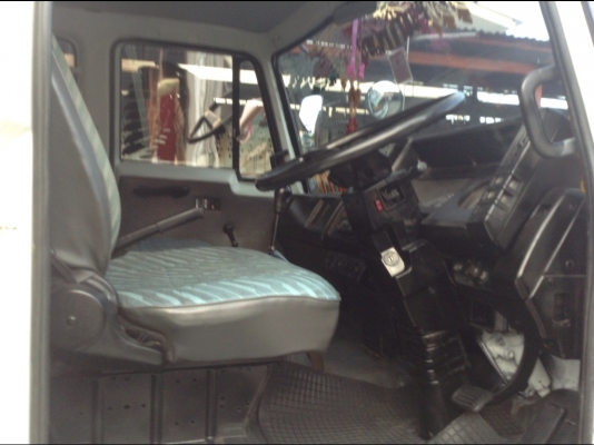 ร็อคกี้ รถห้าง 165 แรง ช่วงล่างใหญ่hino แอร์หนาวๆ