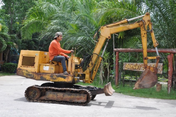 (ลดพิเศษ)ขาย แบคโฮyanmar เครื่องแรงสะใจ สวยเดิมจากญี่ปุ่นยังไม่เคยใช้ในไทย 99,000บาท เท่านั้น