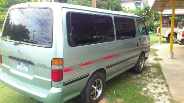 ขายรถตู้ปี44โตโยต้าหัวจรวจ สภาพเดิม เครื่องดีเซล สภาพพร้อมใช้งานแอร์เย็น ขายรถตู้ปี44โตโยต้าหัวจรวจ สภาพเดิม เครื่องดีเซล สภาพพร้อมใช้งานแอร์เย็น