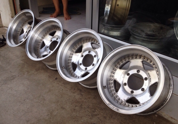 ขายล้อ DUNEMAX 15x8.5 ออฟ-28 6 รู ออฟเป็นคลื่น ลึกๆ หายาก ขายล้อ DUNEMAX 15x8.5 ออฟ-28 6 รู ออฟเป็นคลื่น ลึกๆ หายาก