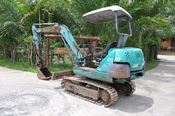 (ลดพิเศษ)ขาย แบคโฮkomatsu pc20-7 เครื่องแรงสะใจ สวยเดิม 189,000บาท เท่านั้น