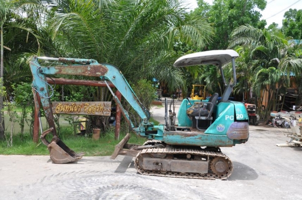 (ลดพิเศษ)ขาย แบคโฮkomatsu pc20-7 เครื่องแรงสะใจ สวยเดิม 189,000บาท เท่านั้น