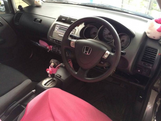 JAZZ ปี 07 ติด LPG ออกรถ 20,000 บาท JAZZ ปี 07 ติด LPG ออกรถ 20,000 บาท