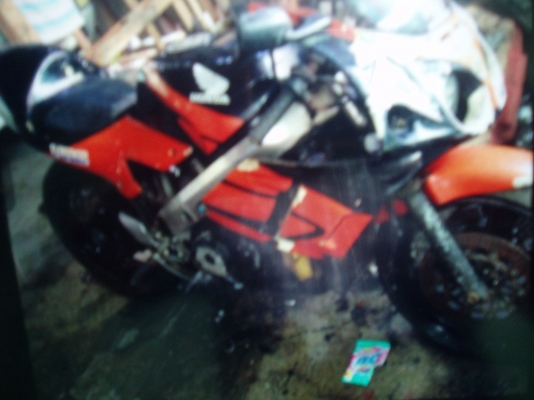 ขายฮอนด้า400ราคา15000ด่วนๆมาก่อนได้ก่อนnobook