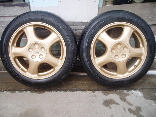 ขายล้อแม็ก 17พร้อมยางมี2วง 4500บาท5รู114X8นิ้ว ขายล้อแม็ก 17พร้อมยางมี2วง 4500บาท5รู114X8นิ้ว