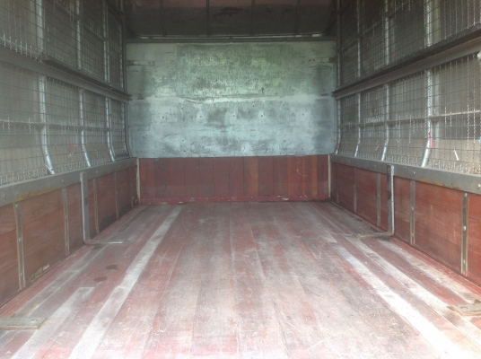 ขาย  4 ล้อใหญ่ NKR55E  รถห้างปี49  มือเดียว  รถเดิมทั้งคัน. สภาพสวยพร้อมใช้ครับ.