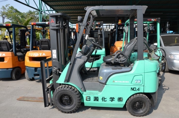 ขาย Mitsubishi FG18D เบนซิน Nissan K15 ธรรมดา 1.8 ตัน ยกสูง	 3 เมตรสไลด์