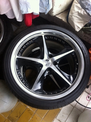 ล้อแม้กแท้มือสองสภาพสวยขอบ19