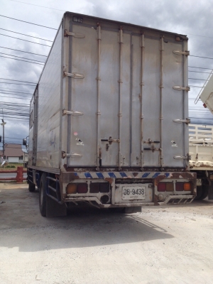 ขายรถ 6 ล้อ รถสวย สภาพดี พร้อมใช้งาน 0819563995