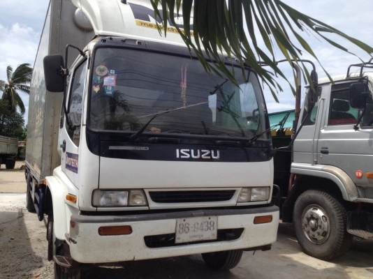 ขายรถ 6 ล้อ รถสวย สภาพดี พร้อมใช้งาน 0819563995