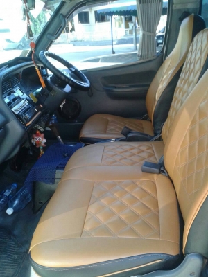 ขาย รถตู้หัวจรวดหลังคาสูง ปี 2002 NGV ชยพล 0812785176 รถตู้