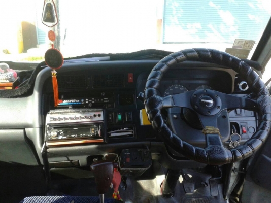 ขาย รถตู้หัวจรวดหลังคาสูง ปี 2002 NGV ชยพล 0812785176 รถตู้