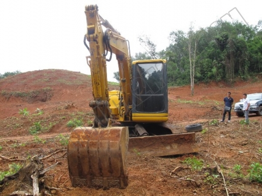 รถแบคโฮ KOMATSU PC 60-7