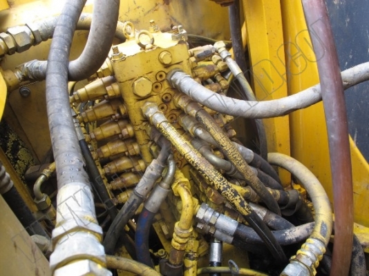 รถแบคโฮ KOMATSU PC 60-7