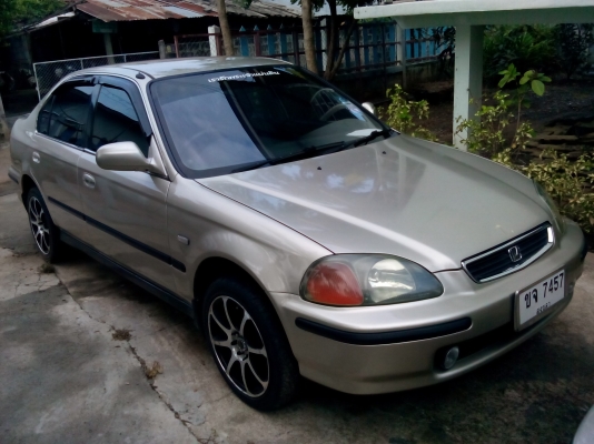 civic ตาโตเกียร์ธรรมดาติดแก๊สไฟฟ้าทั้งคัน105000 civic ตาโตเกียร์ธรรมดาติดแก๊สไฟฟ้าทั้งคัน105000