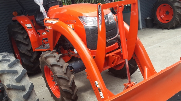 คูโบต้าแม็กส์ L4708