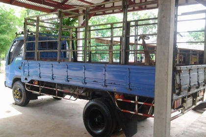 ISUZU NKR 110 แรงม้า พร้อมคอก ห้างแท้ยาว 4.3 ม. เล่มพร้อมโอน