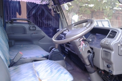 ISUZU NKR 110 แรงม้า พร้อมคอก ห้างแท้ยาว 4.3 ม. เล่มพร้อมโอน