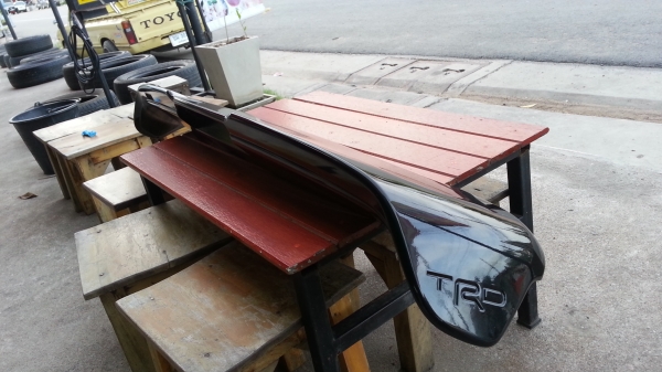 Spoilerฝากระโปรงท้าย Fortuner TRD Sportivo 4 สีดำพร้อมใช้งาน
