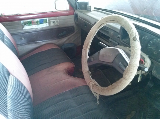 ขาย โตโยต้า LN ม้ากระโดด เครื่องดีเซล 5 เกียร์ เครืองดีวิ่งขับขี่ปกติ ขาย โตโยต้า LN ม้ากระโดด เครื่องดีเซล 5 เกียร์ เครืองดีวิ่งขับขี่ปกติ