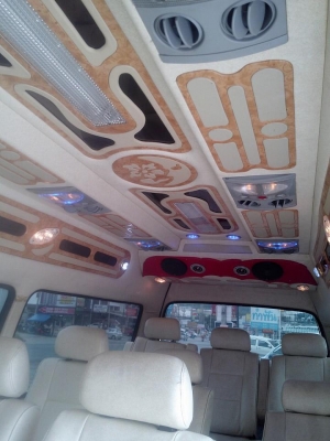 ขายรถตู้พร้อมใช้