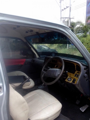 ขายรถตู้พร้อมใช้