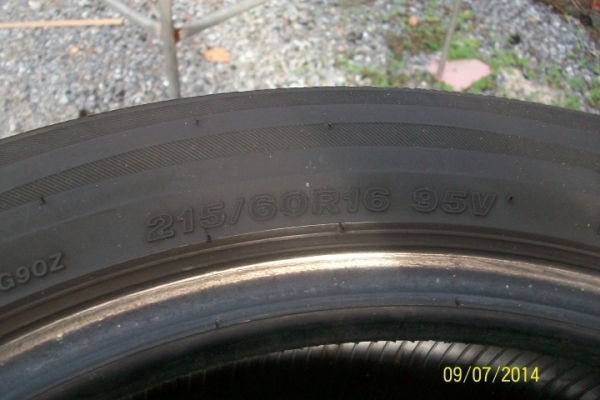 ยาง 215-60-16 4เส้น 800