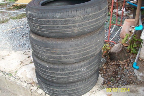 ยาง 215-60-16 4เส้น 800