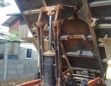 ***ขายแล้วครับขอบคุณ Truck2hand ขาย6ล้อดั้มสวยๆ HINO MEGA FC4JEPA JO5C 150HP EURO2 ปี47 เครื่องเดิมเกียร์เดิม JO5C 150แรง แน่นๆ แรงๆ ไม่มีเยิ้ม ช่วงล่างเดิมใหญ่คัสซีสวยเดิมๆไม่มีผุ กระบะดั้มเหล็ก5ตันยิงหน้า3.70ม.สภาพสวยพื้นดีข้างสวย หัวเก๋งเดิมๆ สวยๆภายใน ***ขายแล้วครับขอบคุณ Truck2hand ขาย6ล้อดั้มสวยๆ HINO MEGA FC4JEPA JO5C 150HP EURO2 ปี47 เครื่องเดิมเกียร์เดิม JO5C 150แรง แน่นๆ แรงๆ ไม่มีเยิ้ม ช่วงล่างเดิมใหญ่คัสซีสวยเดิมๆไม่มีผุ กระบะดั้มเหล็ก5ตันยิงหน้า3.70ม.สภาพสวยพื้นดีข้างสวย หัวเก๋งเดิมๆ สวยๆภายใน