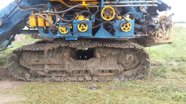 รถเกี่ยวข้าว  บิ๊ก 37