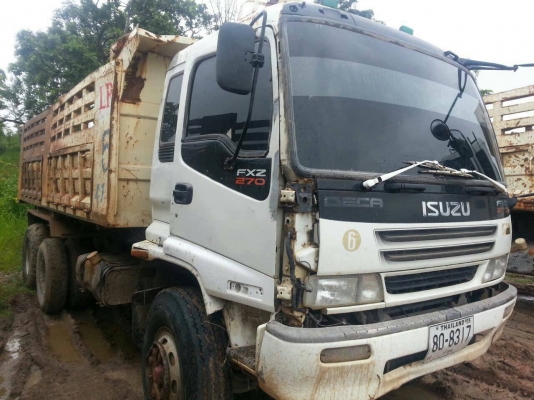 มาอีกแล้วครับ ของถูกๆDeca 270 Max Load ปี51 มีจำนวนจำกัดแค่ 3 คันครับ มาอีกแล้วครับ ของถูกๆDeca 270 Max Load ปี51 มีจำนวนจำกัดแค่ 3 คันครับ