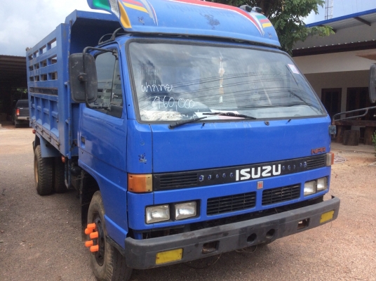 ขายISUZU NPR 115แรงแท้ (ดั๊ม)เกียรสั้น มี SLOW กลาง คานท้าย F ยางดี ครัทซีสวยๆแห้งๆ ขาย 430,000 บาท