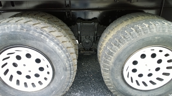 10ลล้อ2เพลาดั้มFVZ33MZPF T-3000811.. 195 แรง ปี*44 รถเดิมๆ ทำสีใหม่ สวย..สด...