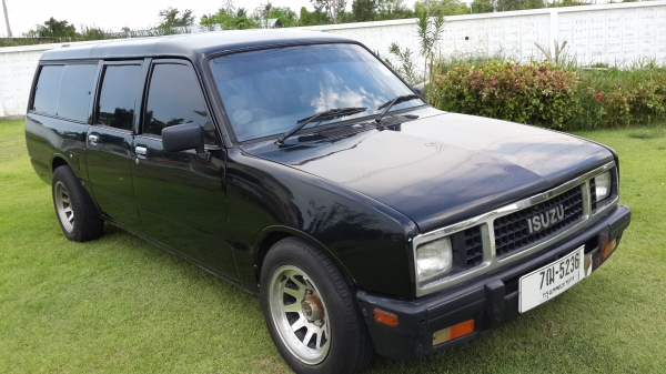 รถแวน รถครอบครัว เครื่องดีวิ่งชิวๆ ลดราคาสุดท้าย 49,000 บาท รถแวน รถครอบครัว เครื่องดีวิ่งชิวๆ ลดราคาสุดท้าย 49,000 บาท