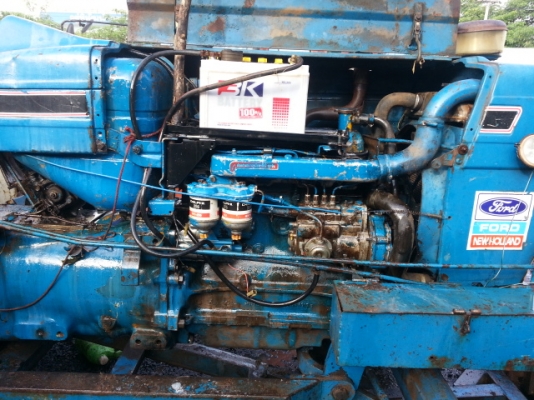 รถไถ FORD 77T1 มีผานหน้า ผานหลัง มีทะเบียนพร้อม