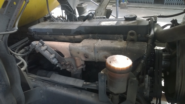 ขาย...(คันนี้ยังอยู่...)10ล้อบรรทุกน้ำมัน195แรง(โหลดล่าง)ถัง15000ลิตร รถสวย..มือเดียวป้ายแดง..(ดูหน้าเล่ม)..