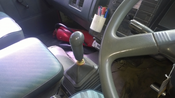 ขาย...(คันนี้ยังอยู่...)10ล้อบรรทุกน้ำมัน195แรง(โหลดล่าง)ถัง15000ลิตร รถสวย..มือเดียวป้ายแดง..(ดูหน้าเล่ม)..