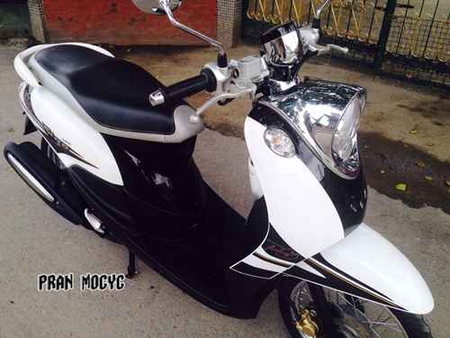 ขายfino ลายps สีขาวดำ ปี2556 ไมล์9000โล ขายfino ลายps สีขาวดำ ปี2556 ไมล์9000โล