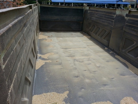 ขาย หางสามมิต 2 เพลา. ปี 48 สนใจติดต่อ 081 - 6079515 ขาย หางสามมิต 2 เพลา. ปี 48 สนใจติดต่อ 081 - 6079515