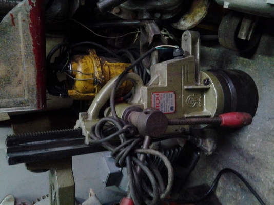 ขาย !! แท่นสว่านแม่เหล็ก atoli ใหญ่