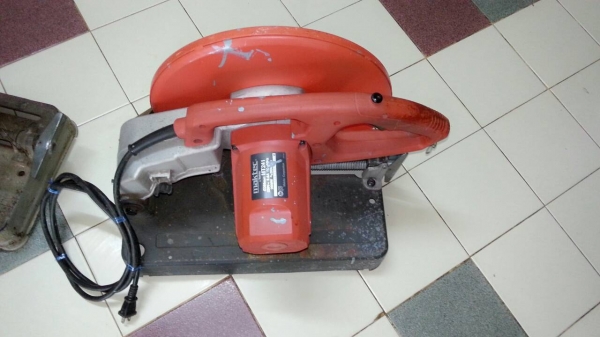 ขายไฟเบอร์ตัดเหล็กขนาดใส่ใบ14นิ้วยี่ห้อMAKTECรุ่นMT241สภาพดีมากๆครับ