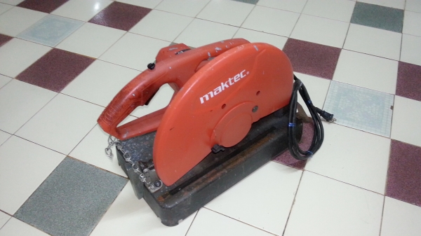 ขายไฟเบอร์ตัดเหล็กขนาดใส่ใบ14นิ้วยี่ห้อMAKTECรุ่นMT241สภาพดีมากๆครับ