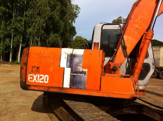 ขายถูก!! HITACHI EX120-2 เก่านอก ไฟฟ้าเต็มบูมอาร์มพิเศษ เก็บรั่วซีมเรียบร้อย(พร้อมทำเล่มทะเบียนเรียบรัอย) 900,000 โทร089-8415606 สุทธิพงษ์