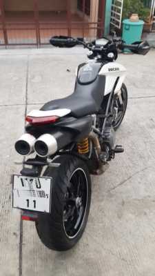 พิเศษ DUCATI HYPERMOTARD 796 รถศูนย์ทองหล่อ รับแลกเปลี่ยนเทิร์น