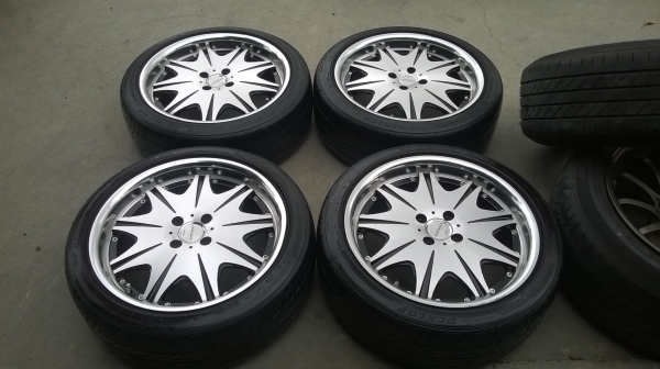 ขายล้อขอบ17 4รู100 พร้อมยางชุดละ 9500