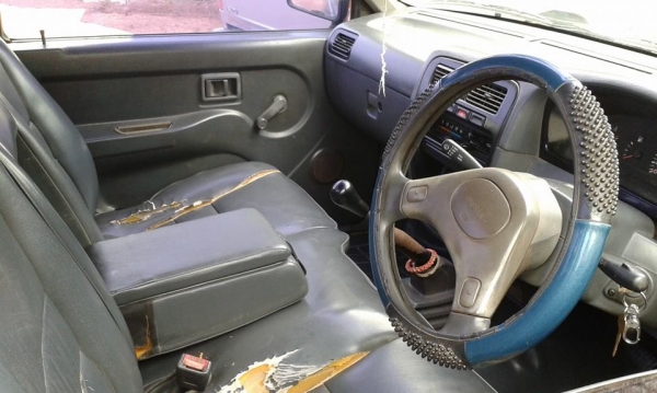 ขาย Nissan Big M เครื่องแดง จอโค้ง รถสวย สภาพดี