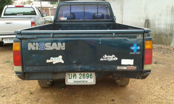 ขาย Nissan Big M เครื่องแดง จอโค้ง รถสวย สภาพดี