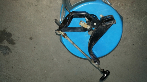 คันเบรคมือนิลสันฟรอนเทีย